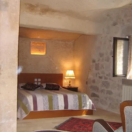 Buelent Tolun Cerkes 4* Учисар